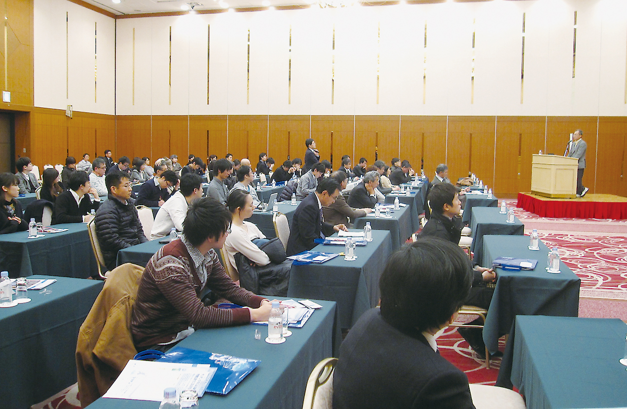 写真：講演会の様子