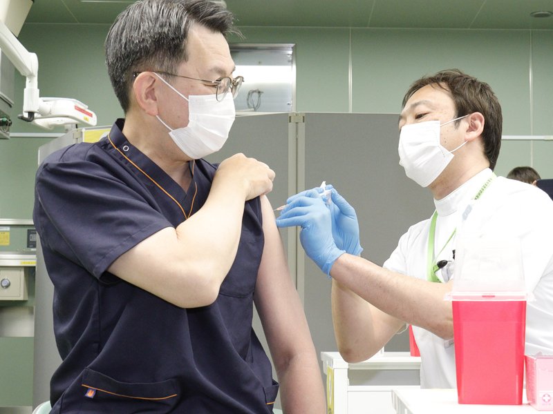 写真：感染対策と体力低下予防のためのガイドブック表紙
